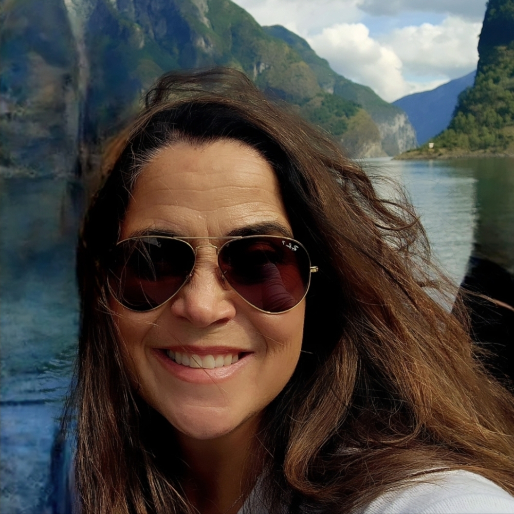 Meet your Posher, Pamela